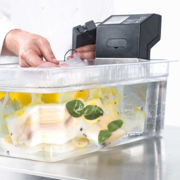 Sous vide – poznaj metodę gotowania potraw w próżni